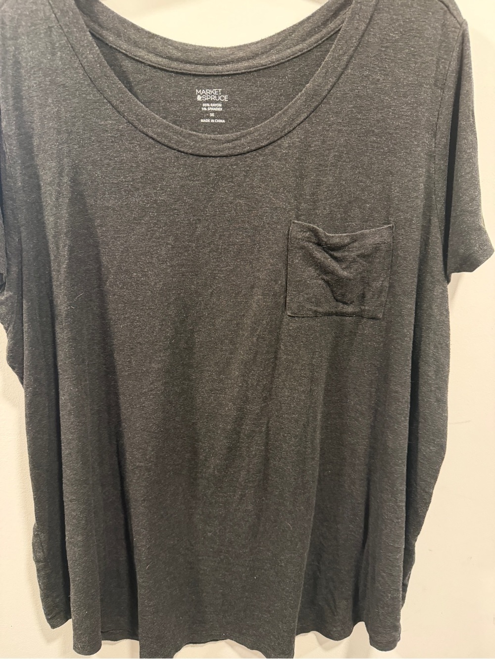 Market & Spruce womans Dark Gray Short-Sleeve Pocket Tee